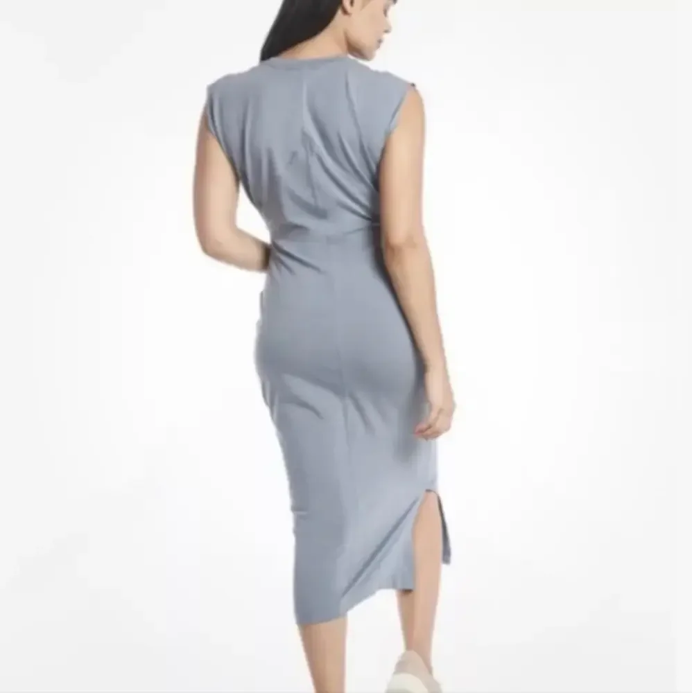 Elegant Blue Midi Dress - Picture 2 of 14